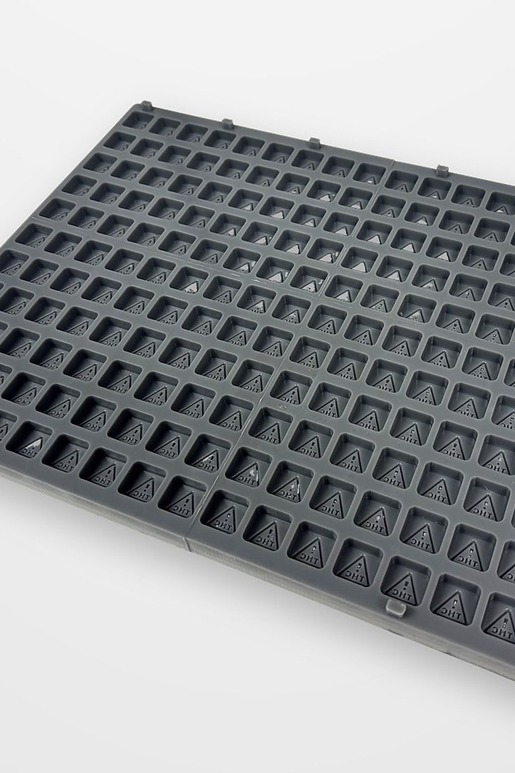A TCI multi-cavity silicone sheet mould